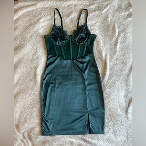 Emerald green dress S